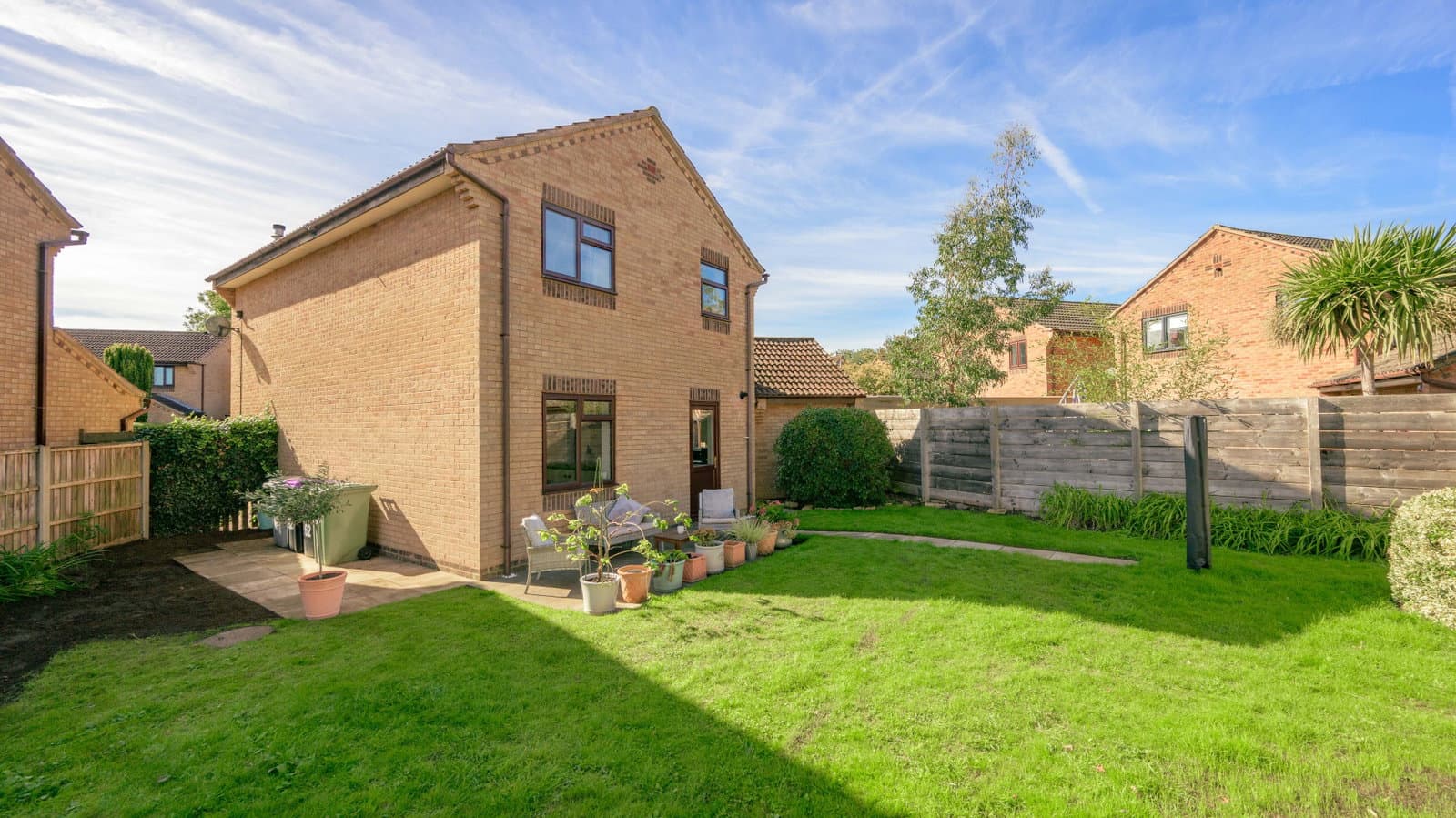 Belton Grove, Grantham — photo 1 of 24