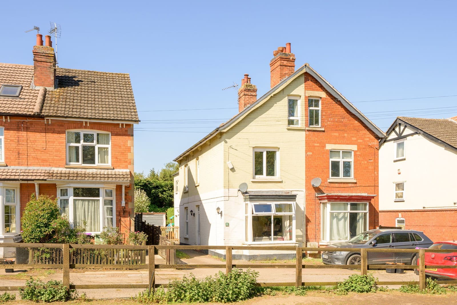 Belvoir Avenue, Grantham — photo 1 of 25