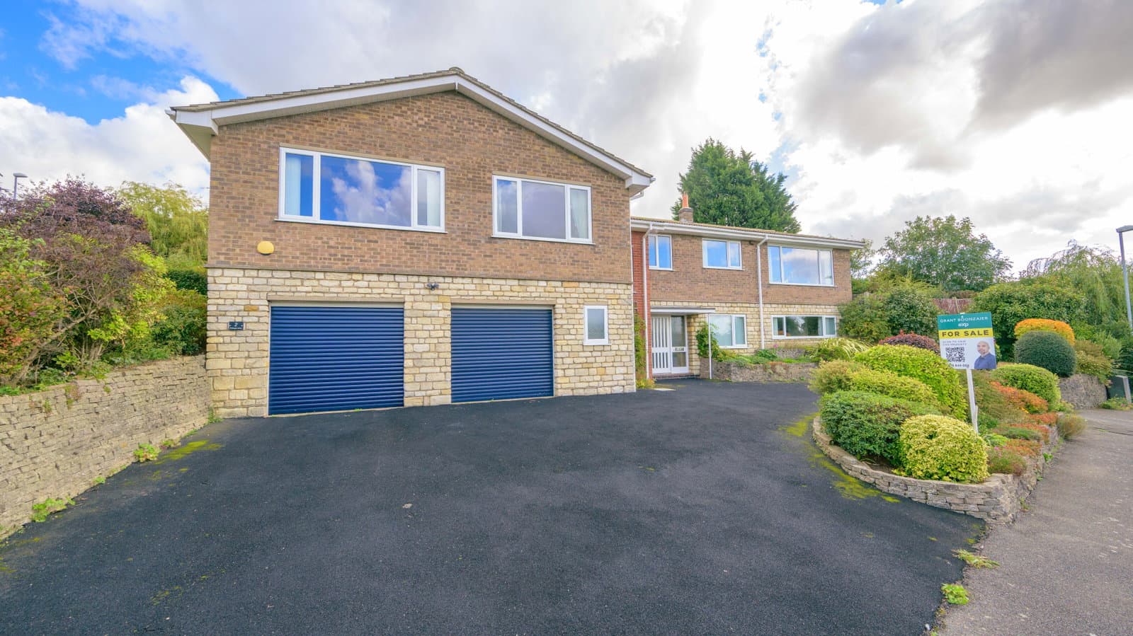 Wellington Drive, Grantham — photo 1 of 32